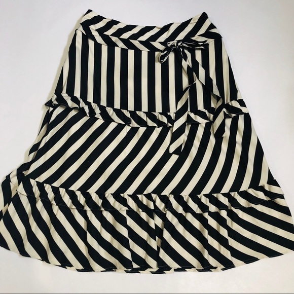 Ann Taylor Loft Fun Ruffled Stripe A Line Skirt Size 2 - Picture 2 of 6